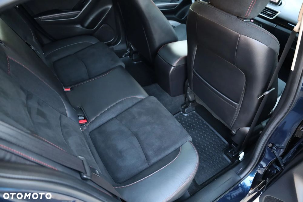 Mazda 3 SKYACTIV-G 120 NAKAMA - 27