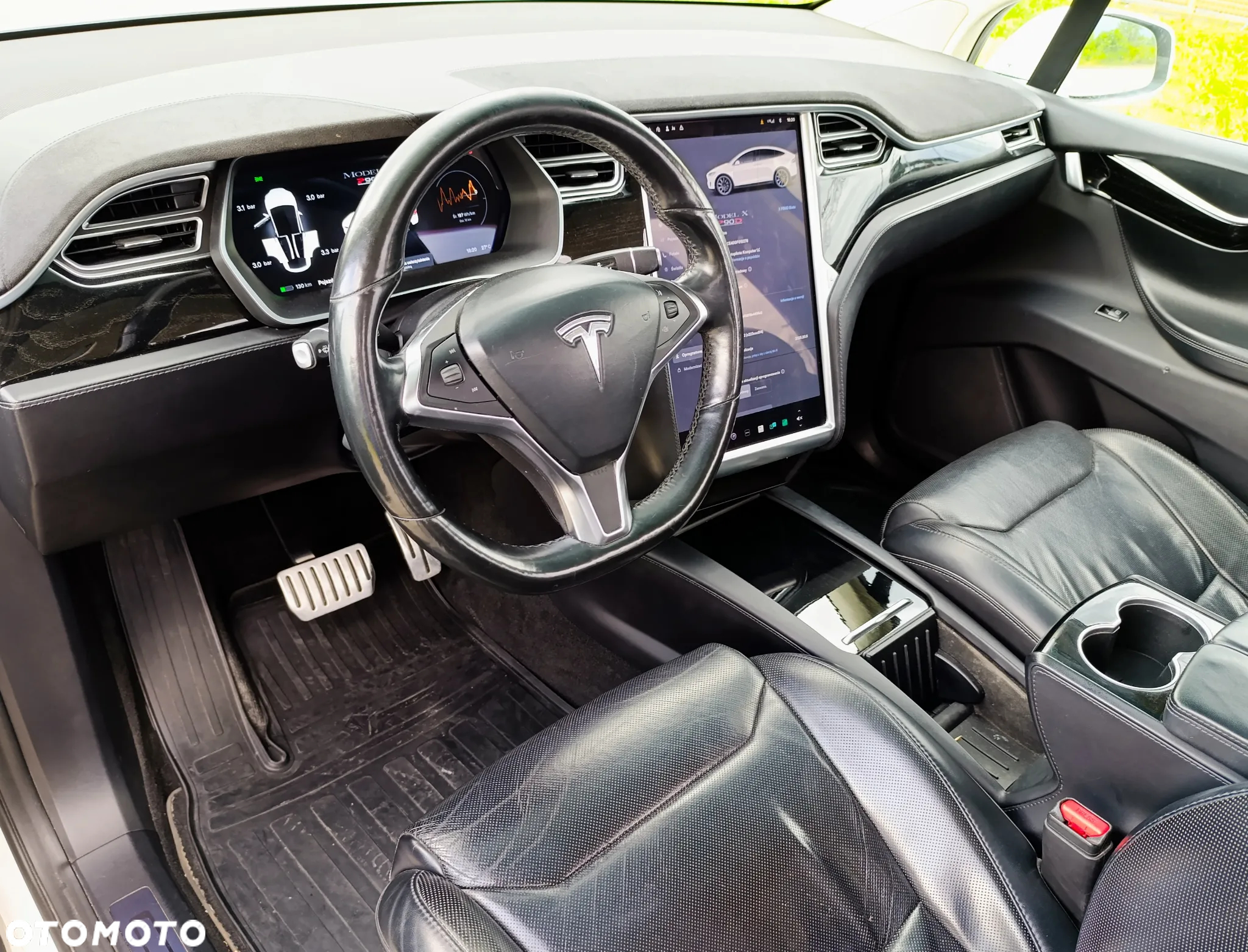 Tesla Model X Performance - 4