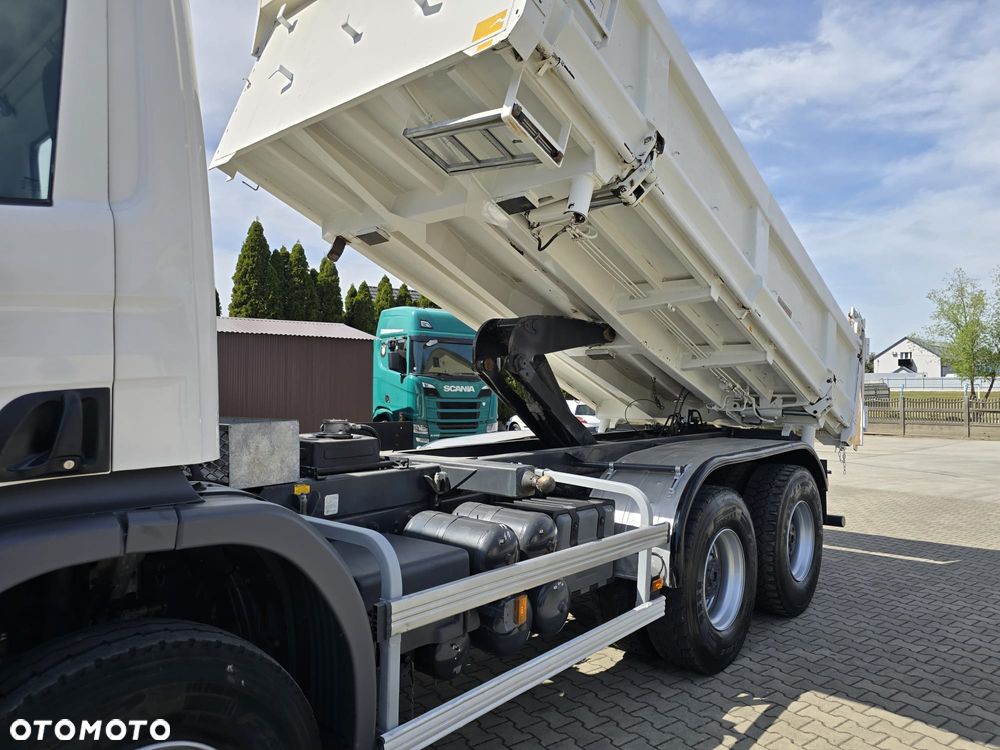 Scania P 360 6x4 - 25