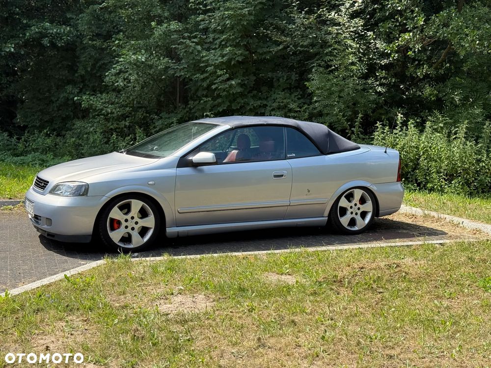 Opel Astra 1.8 Bertone - 8