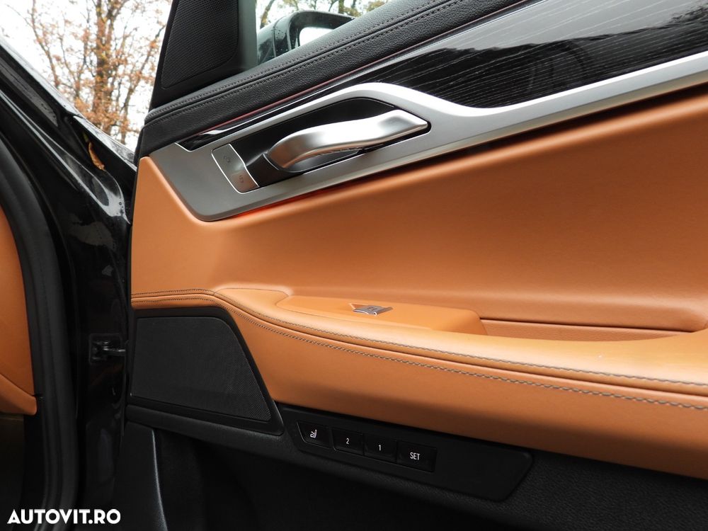 BMW Seria 7 740d xDrive - 11