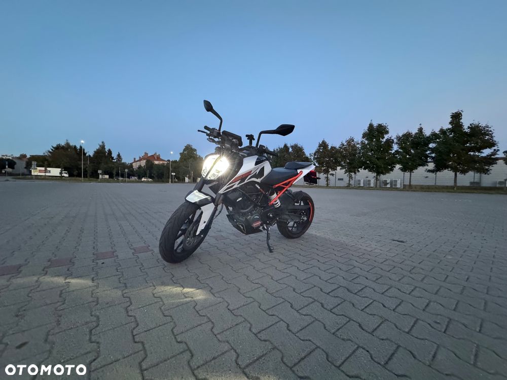KTM Duke - 1