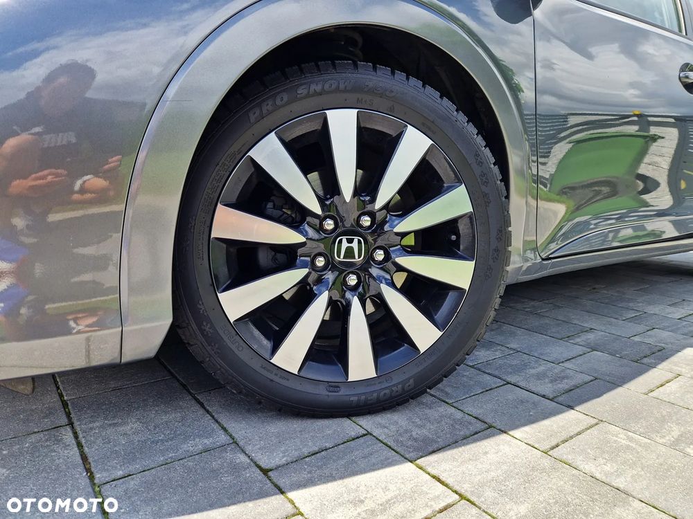 Honda Civic 1.8 i-VTEC Elegance - 3
