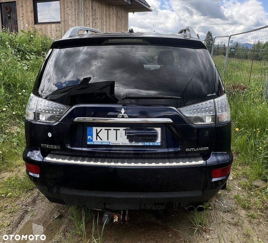 Mitsubishi Outlander - 6