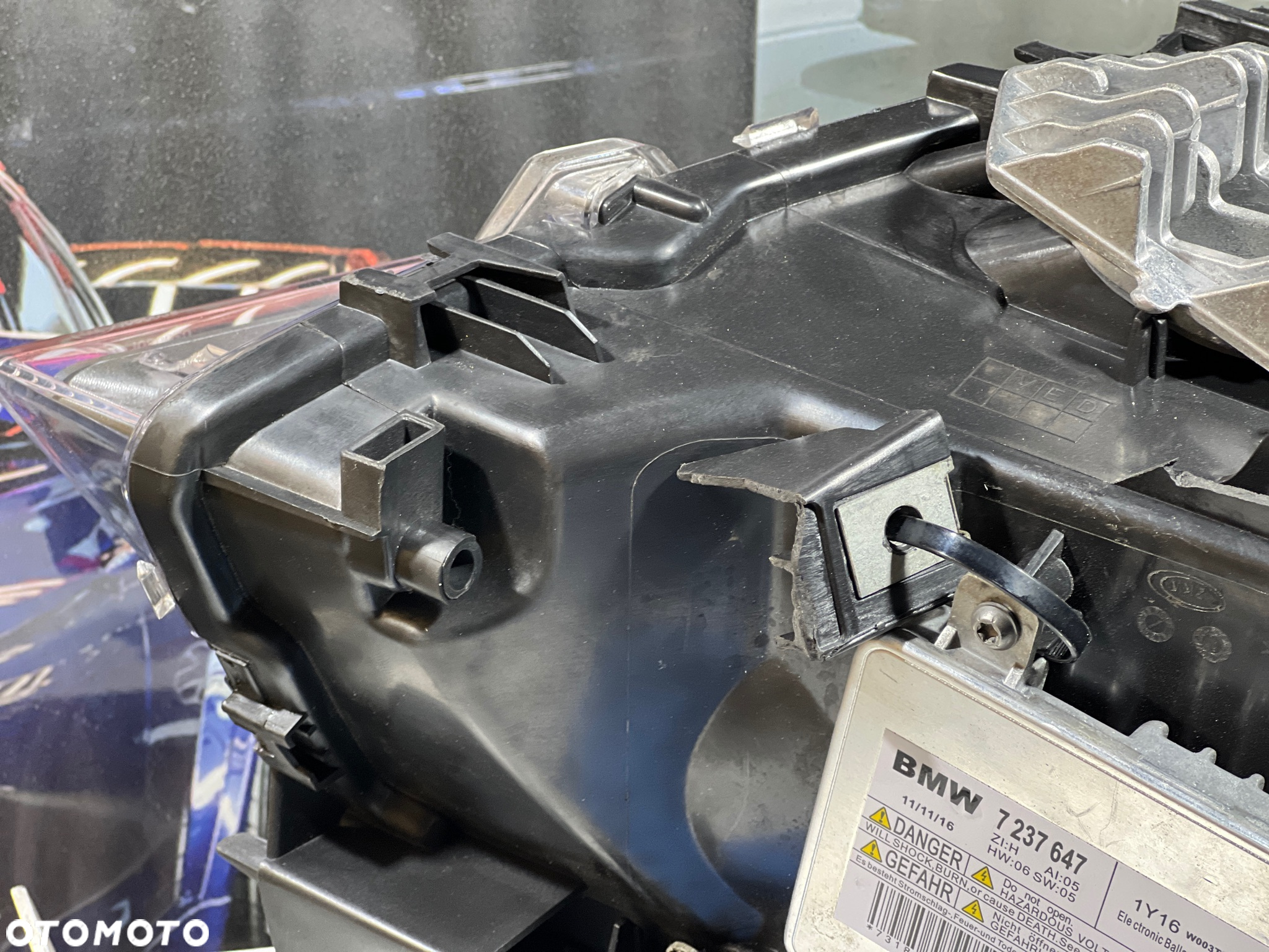 BMW 7 F01 F02  LIFT  REFLEKTOR LEWY LAMPA PRZEDNIA LEWA BI-XENON SKRĘTNA - 9
