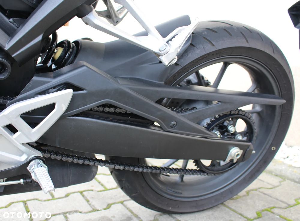Honda CBF - 22