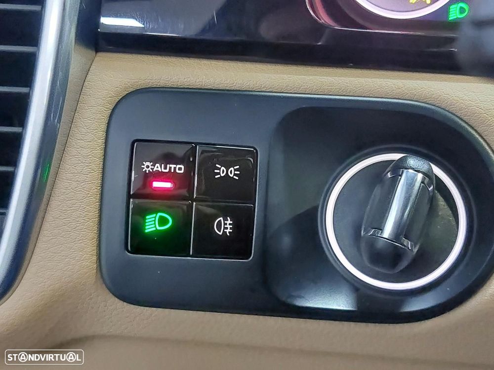 Porsche Cayenne Coupé E-Hybrid - 40