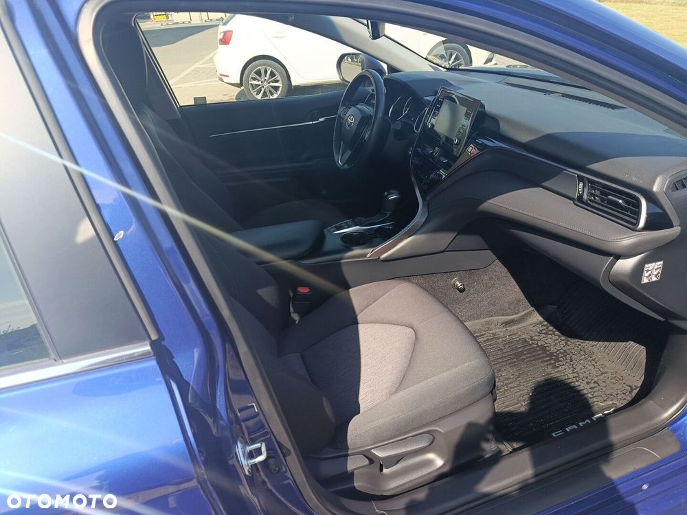 Toyota Camry 2.5 Hybrid Comfort CVT - 9