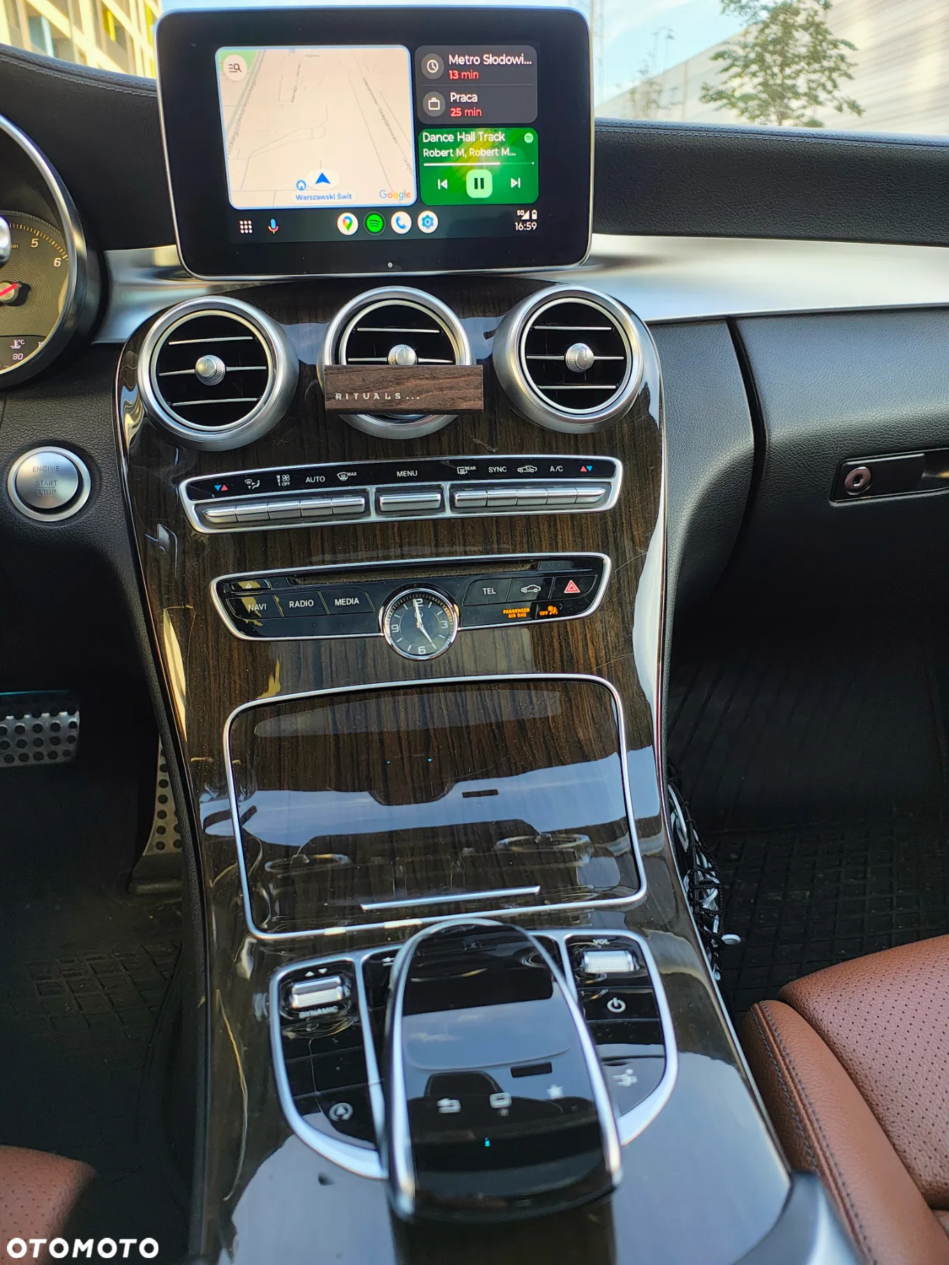 Mercedes-Benz Klasa C 300 7G-TRONIC AMG Line - 17