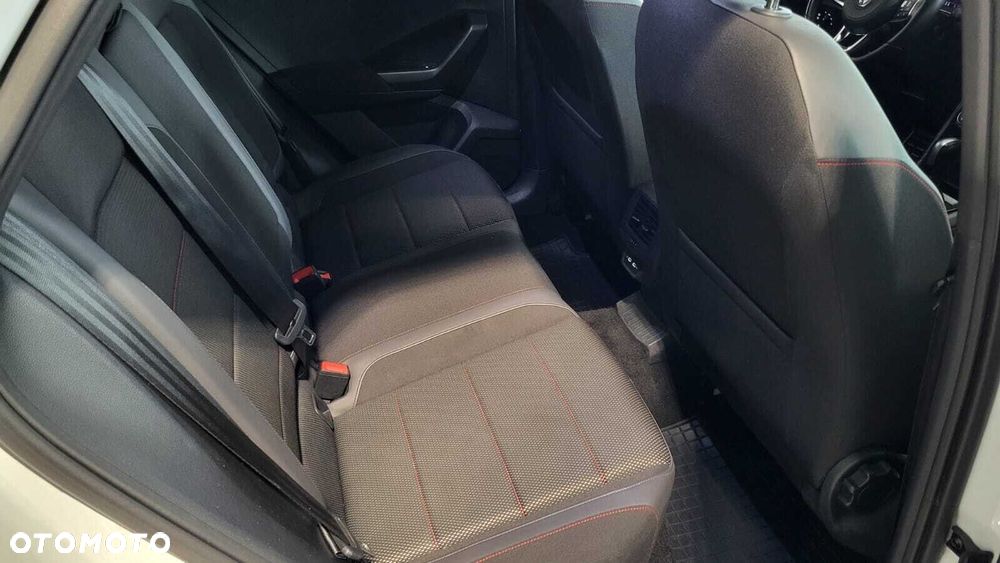 Volkswagen T-Roc - 14