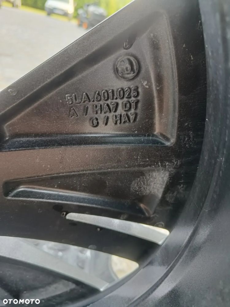 Felga aluminiowa 19 Skoda Enyaq 8Jx19 H2 ET45 5LA601025 - 15