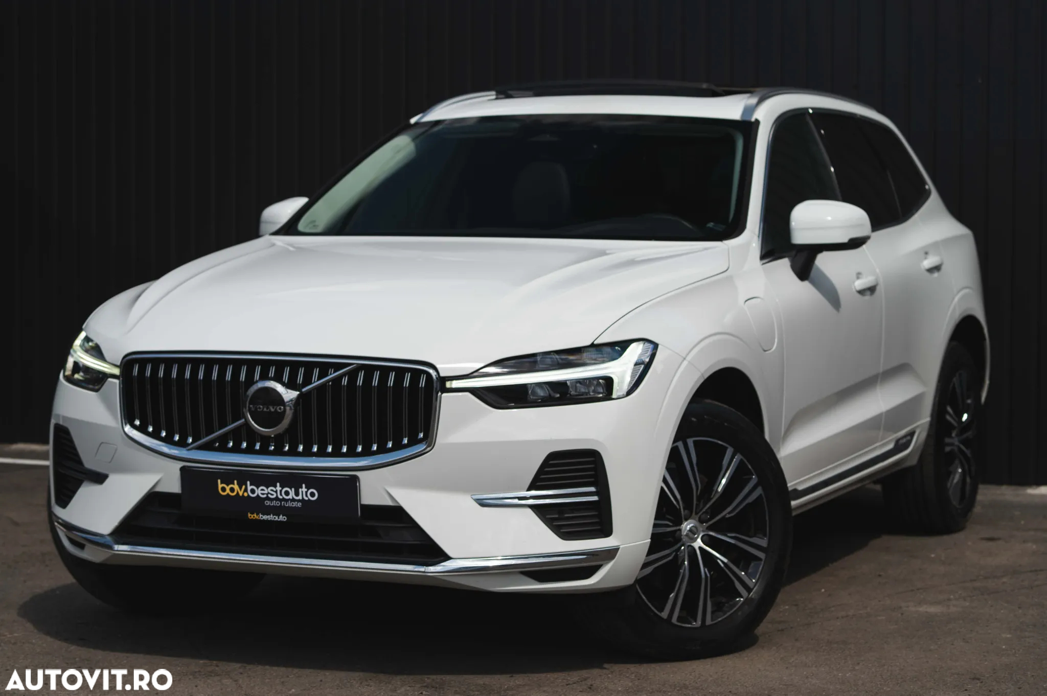 Volvo XC 60 T6 AWD Recharge Geartronic Inscription - 39