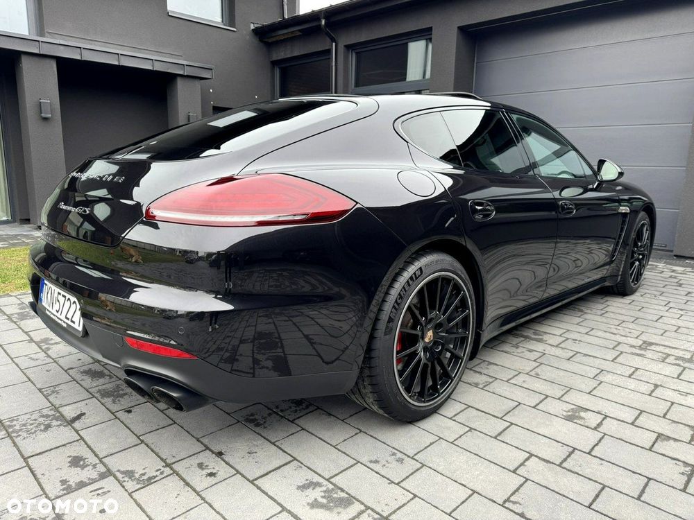 Porsche Panamera - 39