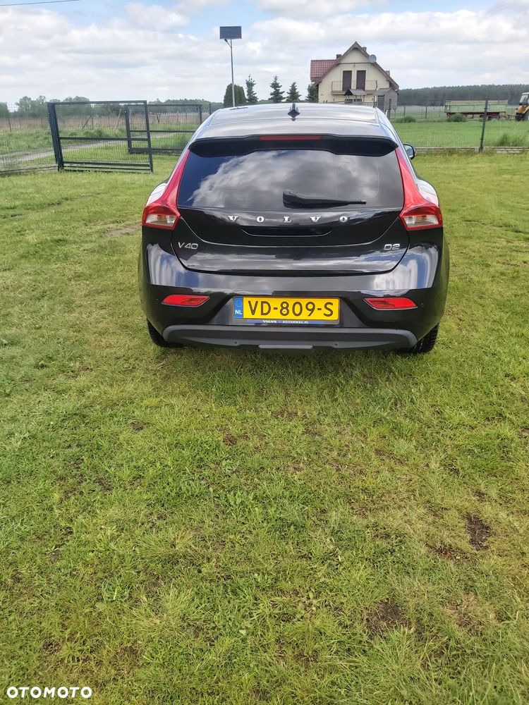 Volvo V40 D2 Summum - 13