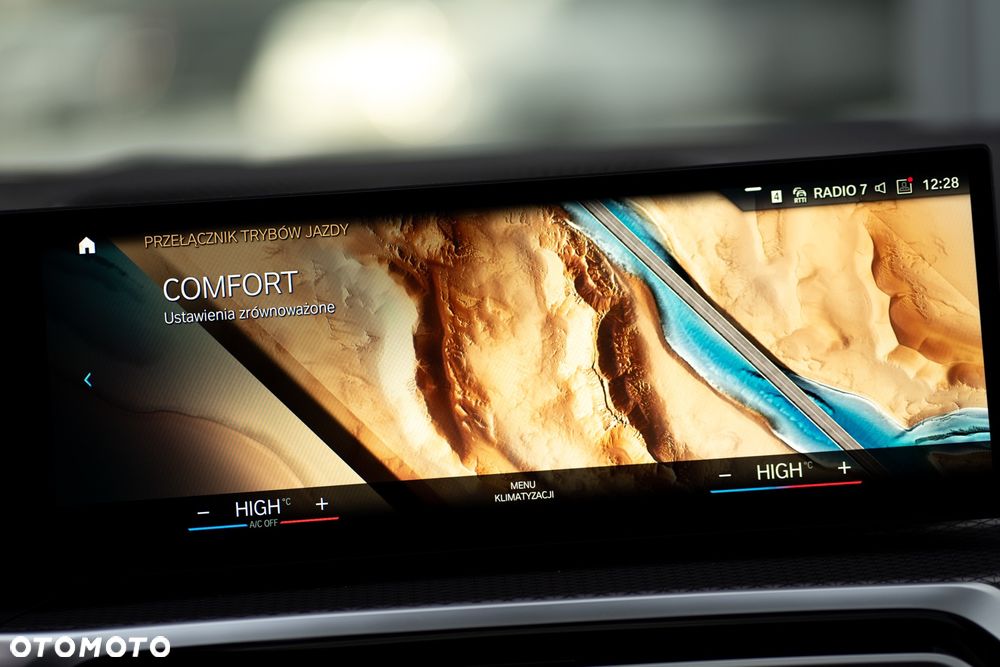 BMW Seria 3 320d xDrive M Sport Shadow sport - 36