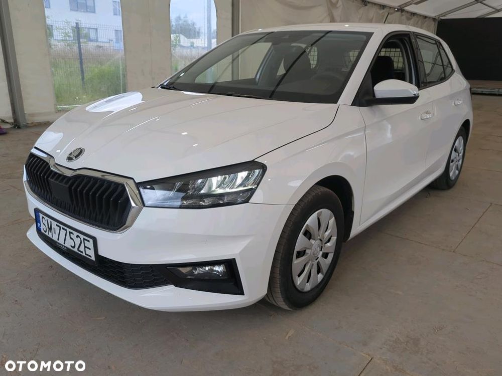Skoda Fabia 1.0 Essence - 1