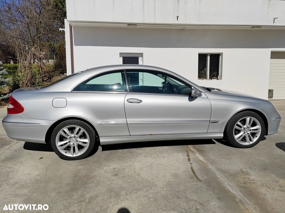 Mercedes-Benz CLK - 6