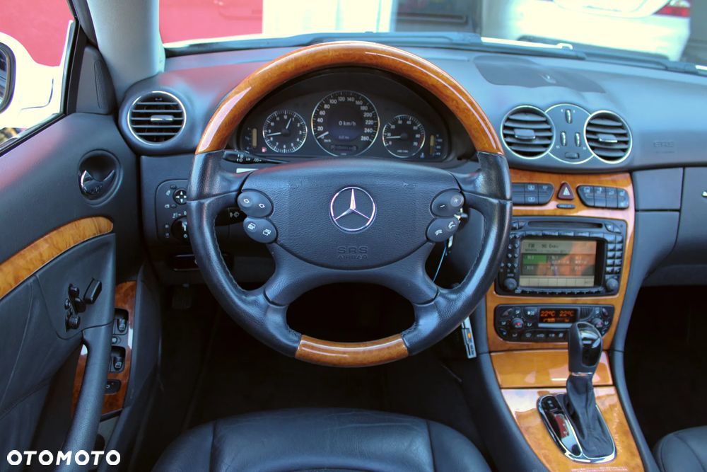 Mercedes-Benz CLK 320 Elegance - 14