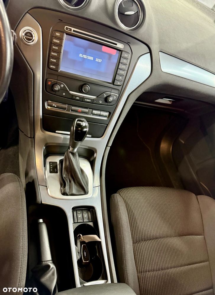 Ford Mondeo - 10