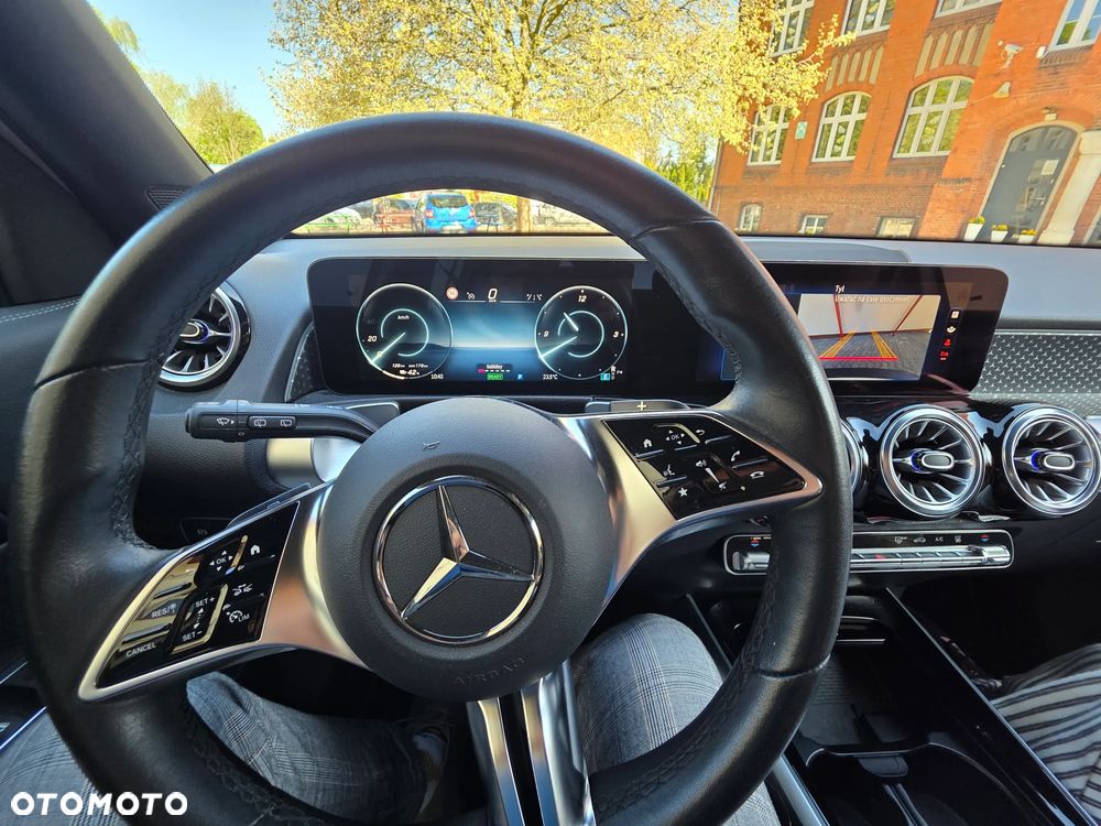 Mercedes-Benz EQB 350 66.5kWh 4-Matic Edition 1 7os - 3
