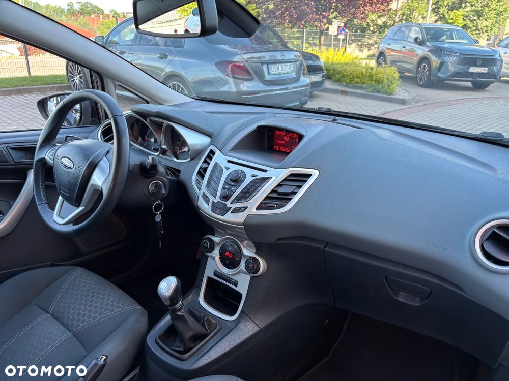 Ford Fiesta 1.25 Titanium EU5 - 21