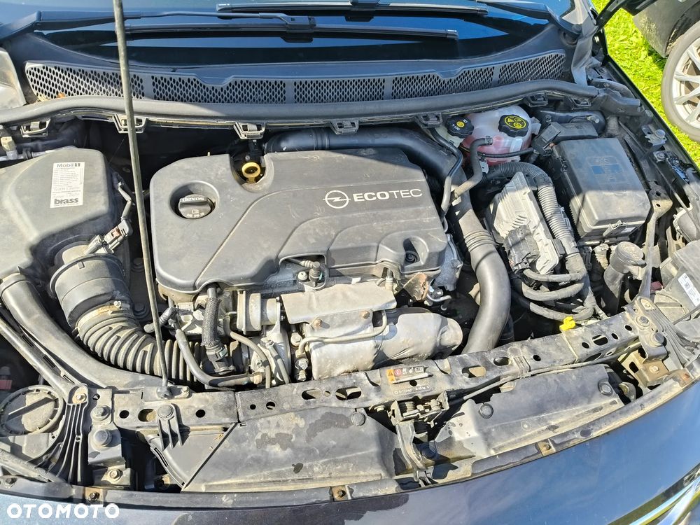 Opel Astra 1.4 Turbo Edition - 19