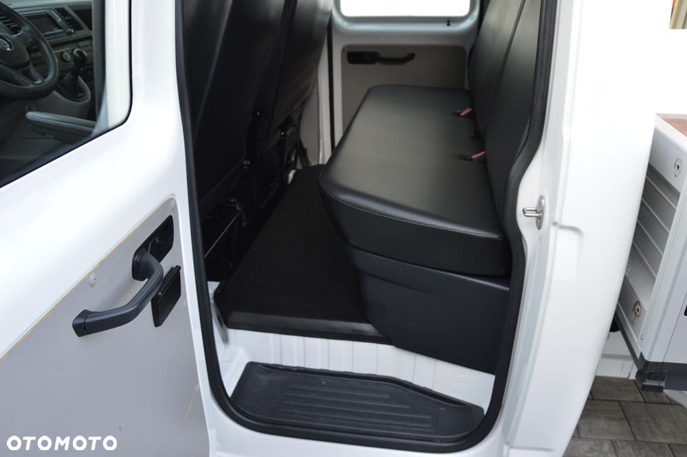 Volkswagen Transporter - 25