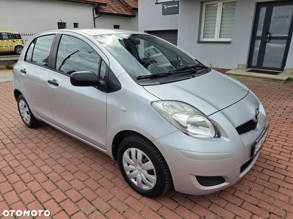 Toyota Yaris - 7