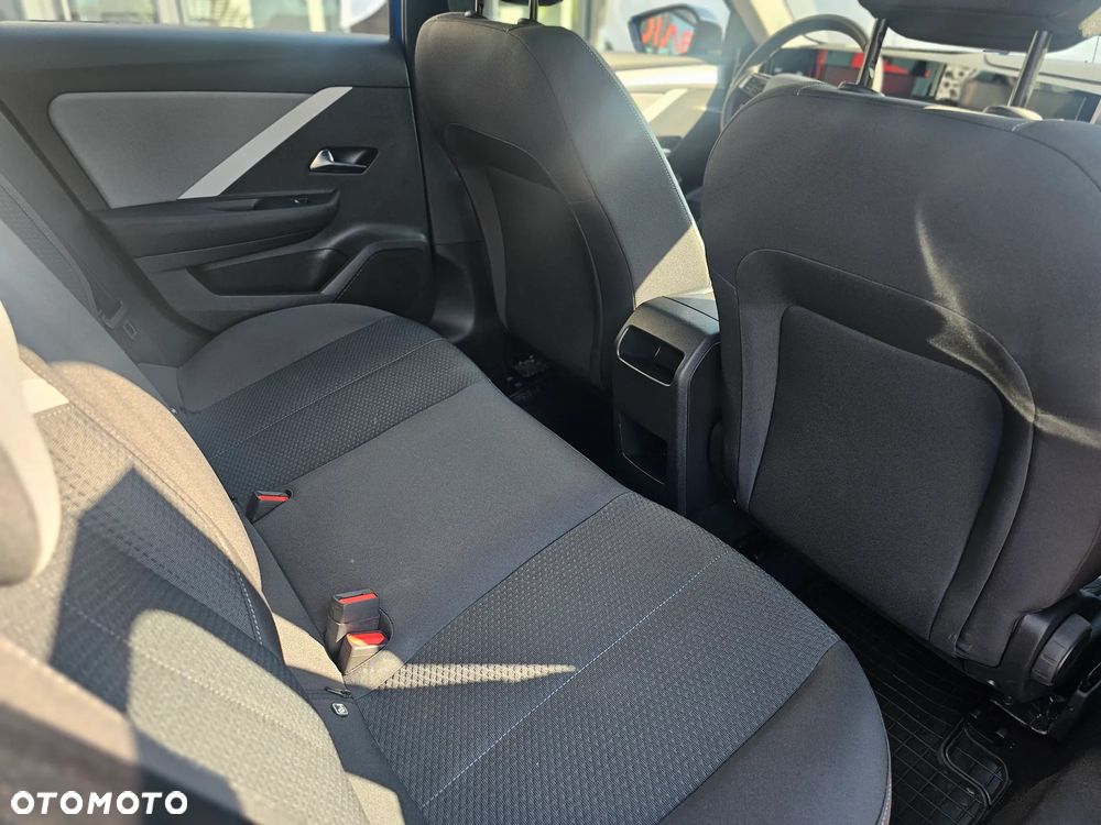 Opel Astra VI 1.2 T Edition S&S - 9