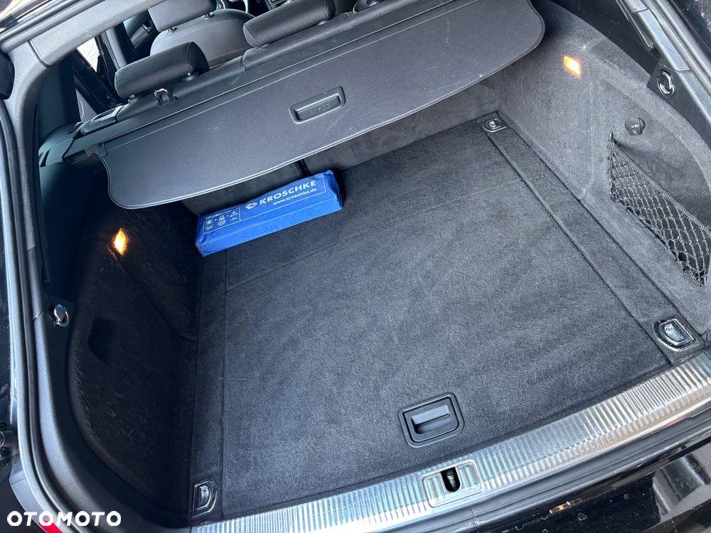 Audi A4 Avant 2.0 TDI DPF clean diesel multitronic S line Sportpaket - 15