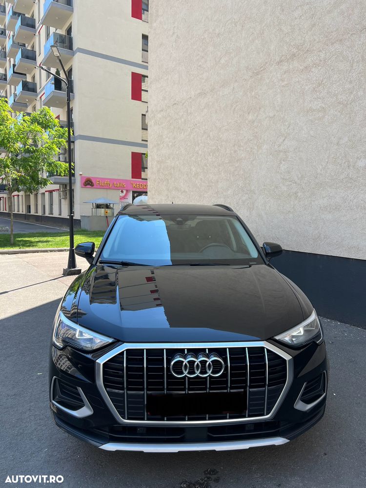 Audi Q3 2.0 35 TDI S tronic Advanced - 12