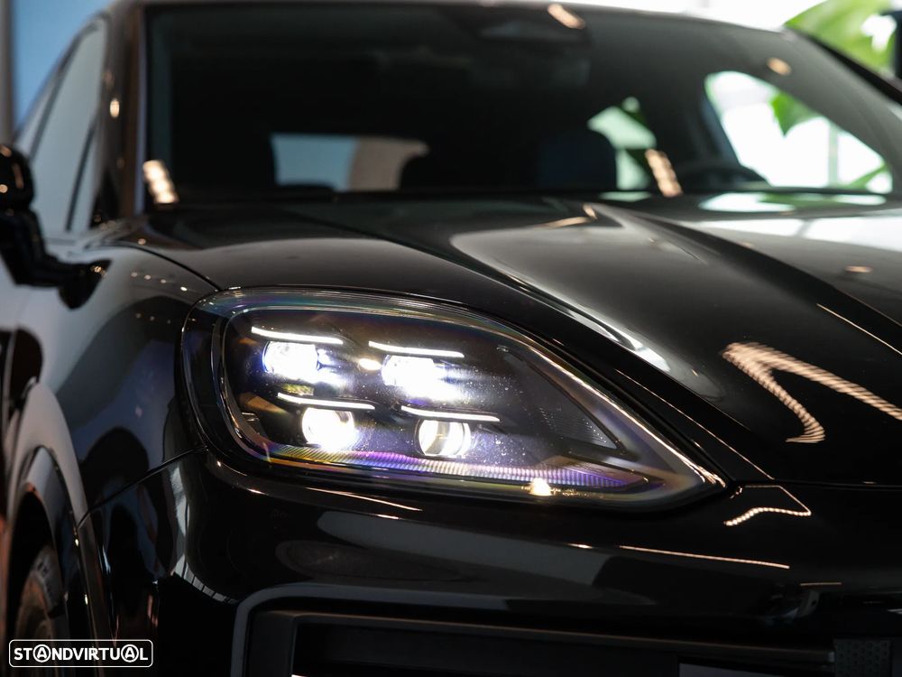 Porsche Cayenne Coupé E-Hybrid Black Edition - 13
