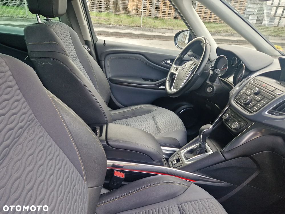 Opel Zafira 2.0 CDTI Cosmo - 8