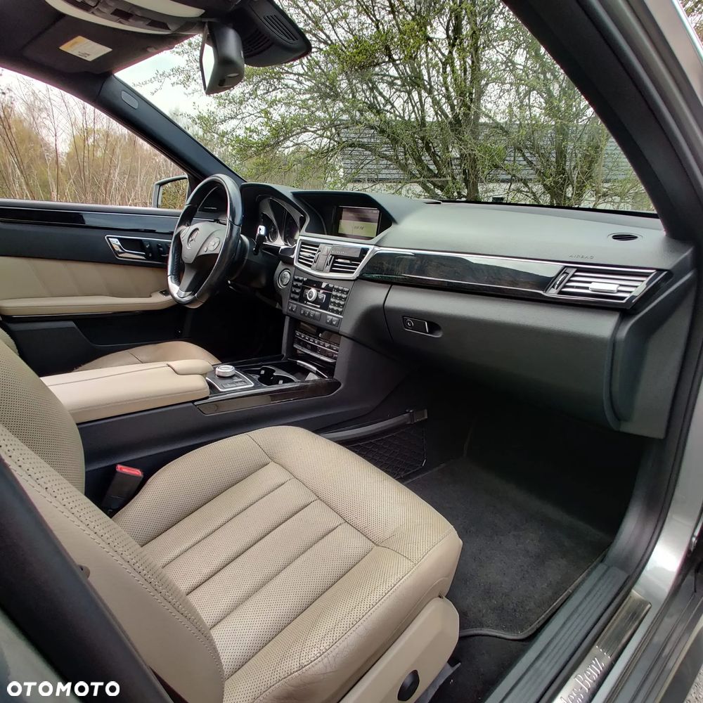 Mercedes-Benz Klasa E - 15