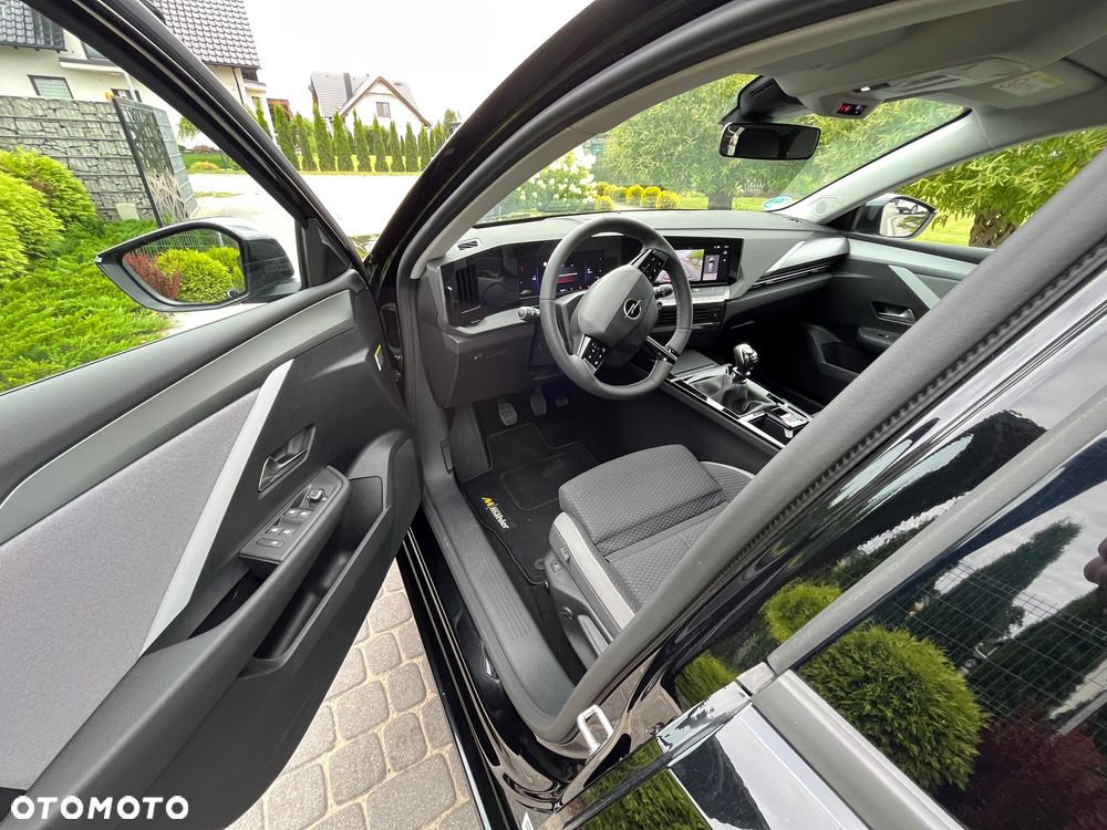 Opel Astra - 16