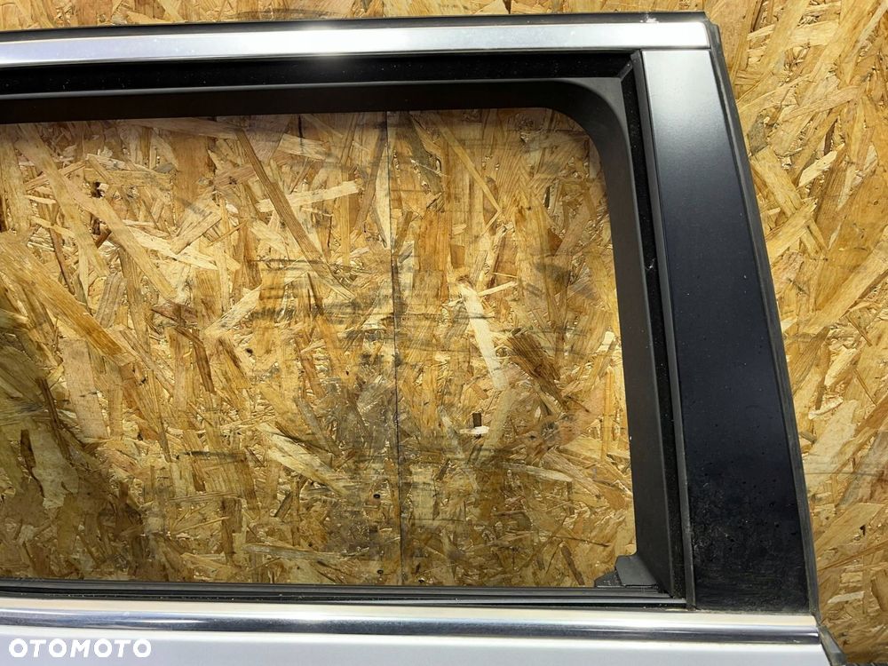 bmw 5 f10 f11 2015 tył strona prawa drzwi tylne 354 titansilber - 3