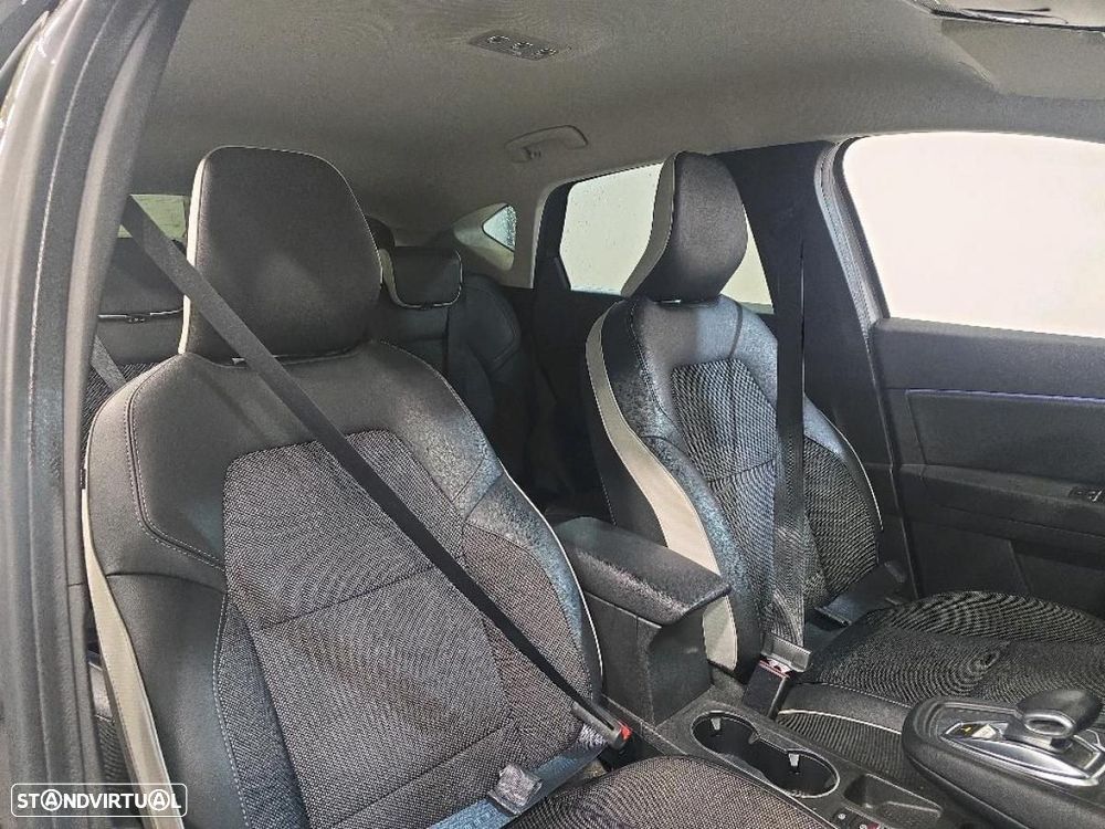 Renault Captur 1.6 E-Tech Plug-In Exclusive - 9