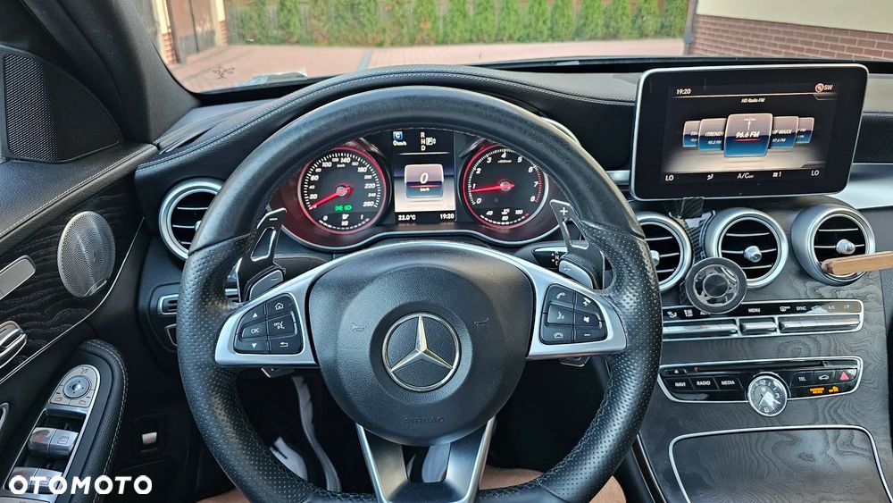 Mercedes-Benz Klasa C 300 7G-TRONIC - 9