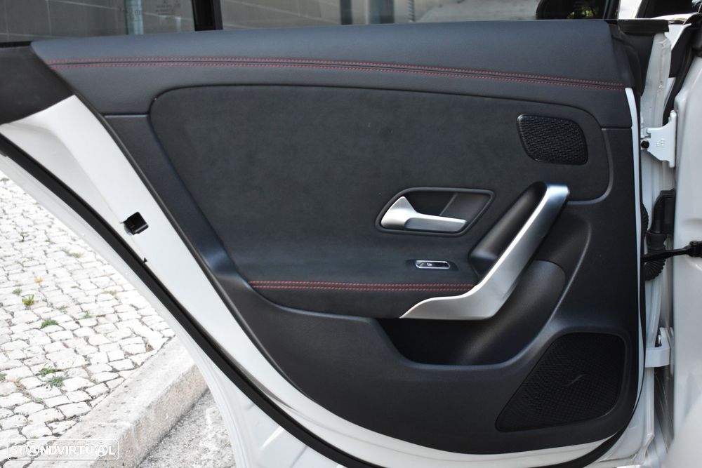 Mercedes-Benz CLA 250 e Shooting Brake 8G-DCT AMG Line - 45