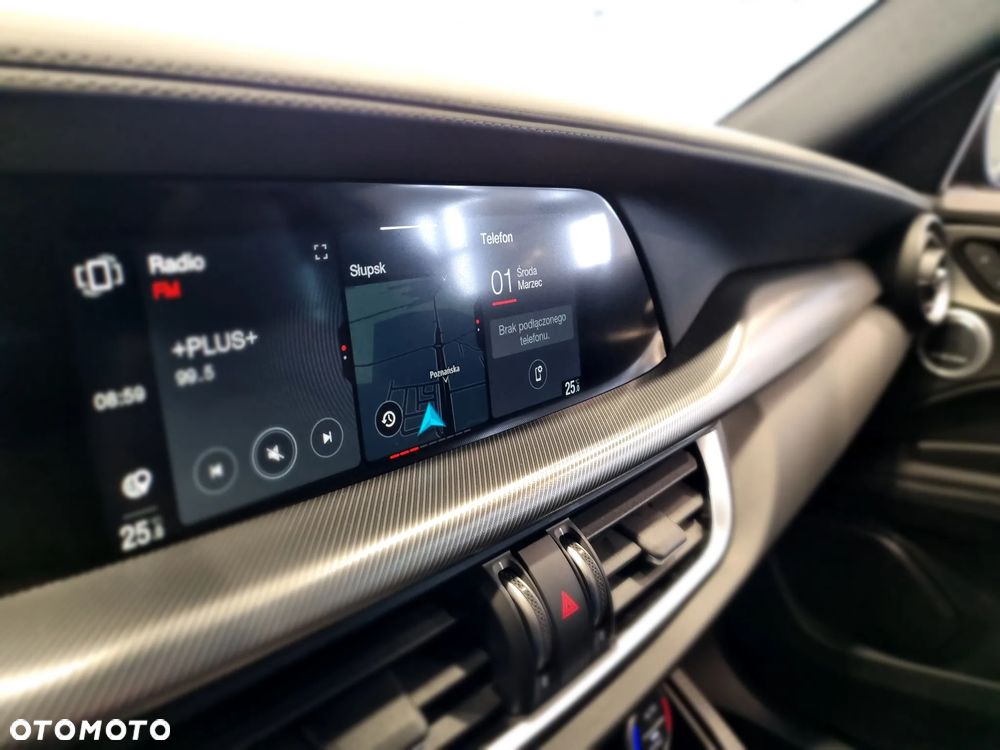 Alfa Romeo Stelvio 2.0 Turbo Veloce Q4 - 11