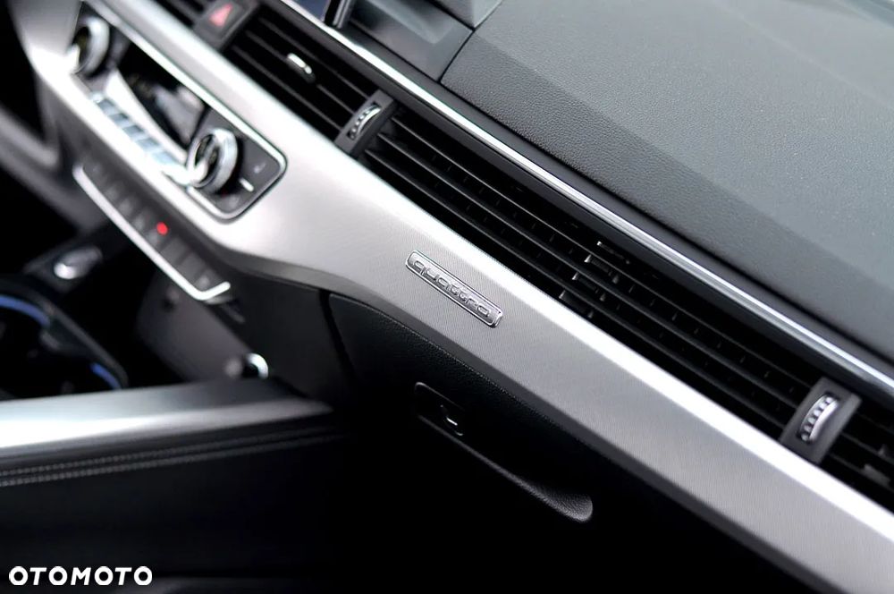 Audi A4 Avant 40 TDI quattro S tronic - 16