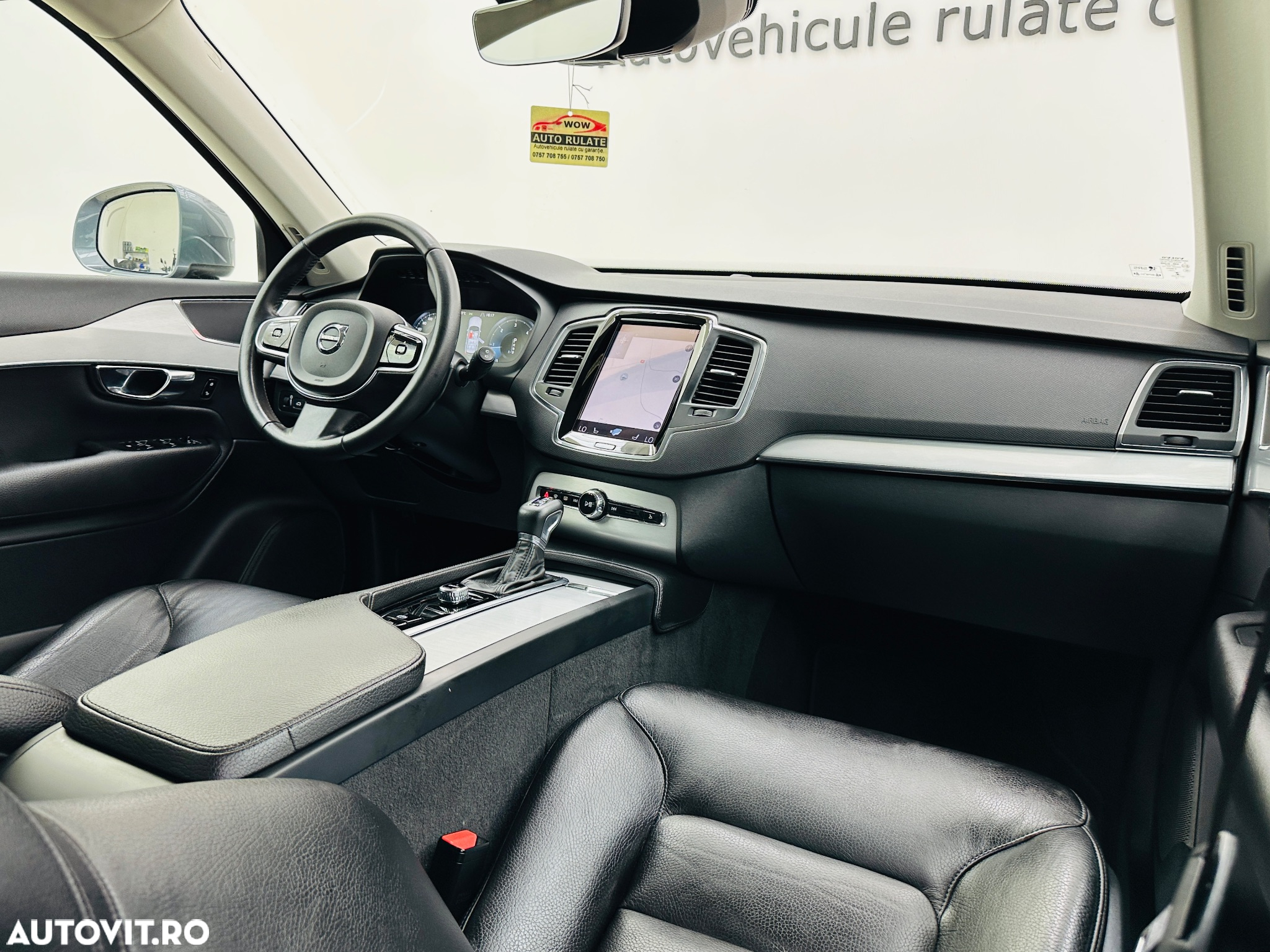 Volvo XC 90 D5 AWD Geartronic Momentum - 22
