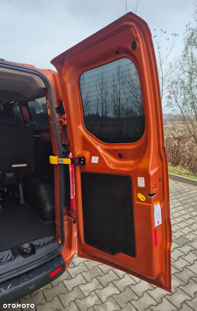 Ford Transit Custom - 8