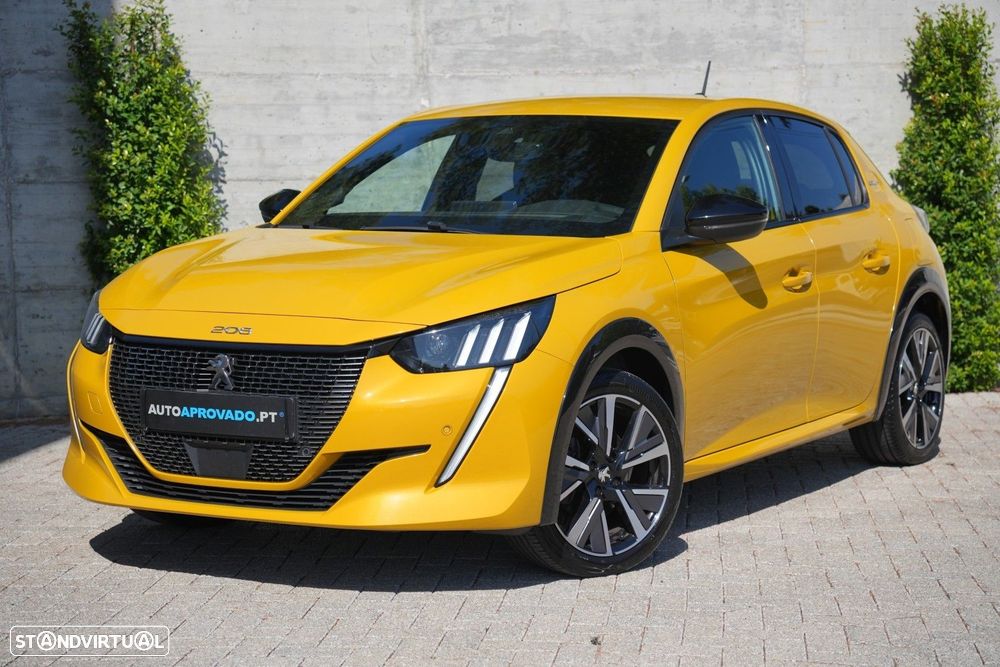 Peugeot 208 1.2 PureTech GT Line - 1