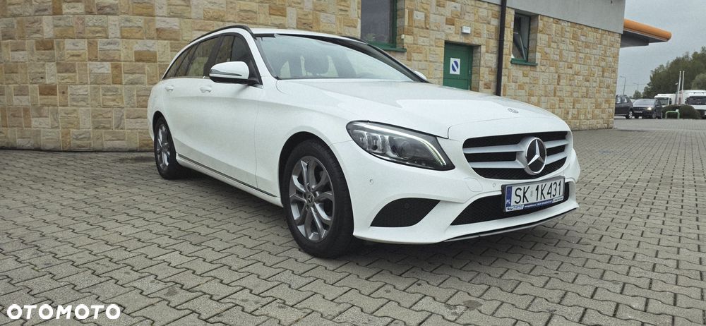 Mercedes-Benz Klasa C 200 d 9G-TRONIC - 23