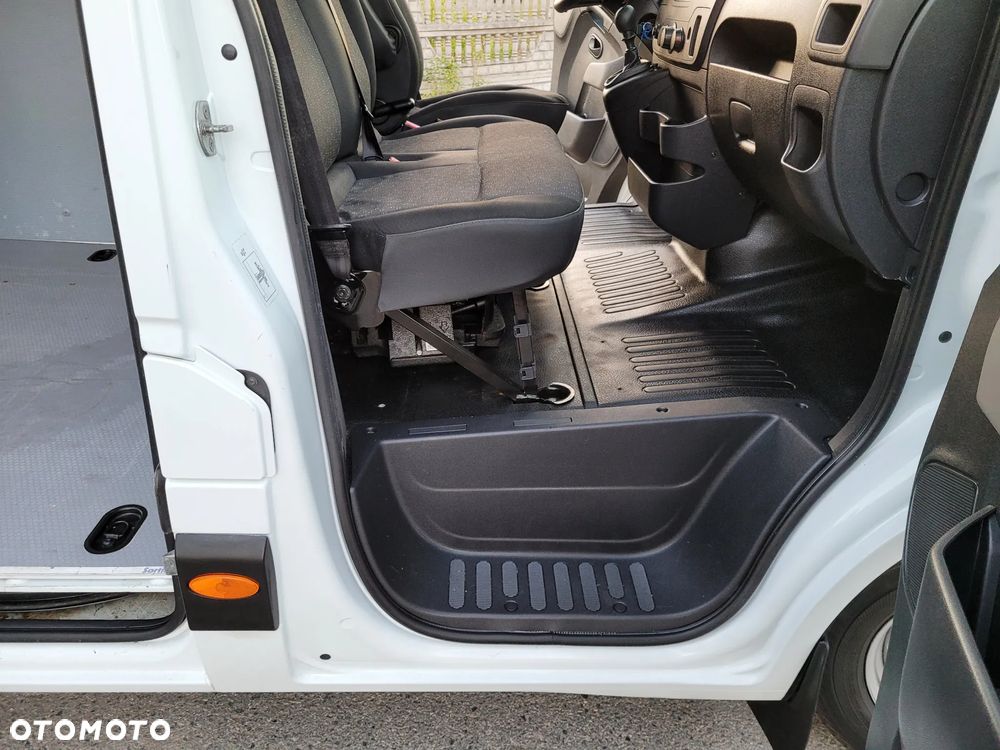 Renault Master - 29