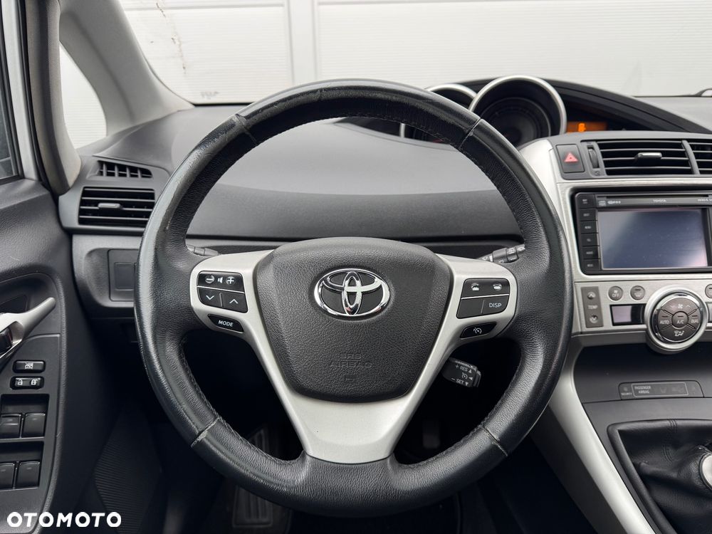 Toyota Verso 2.0 D-4D - 12