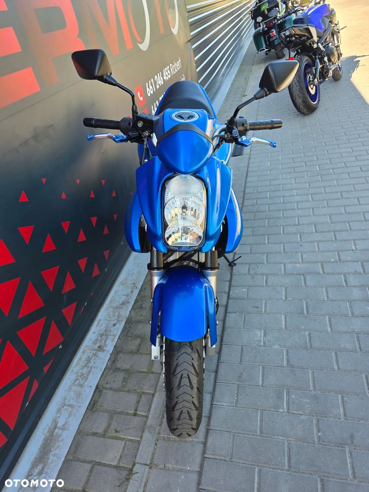 Kawasaki ER - 18