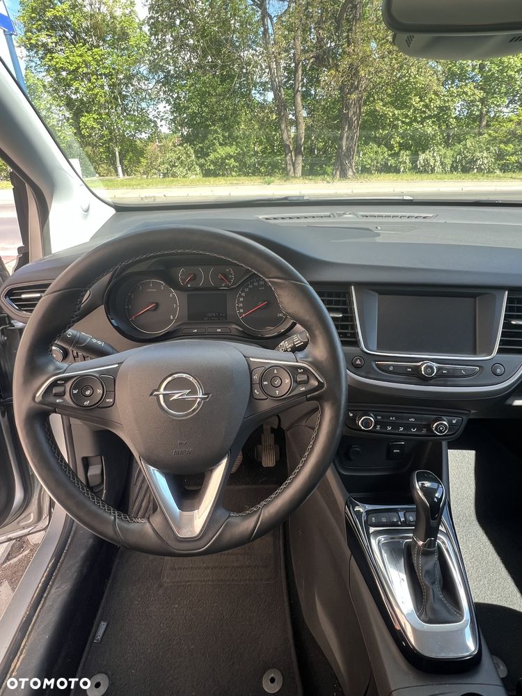 Opel Crossland X - 8