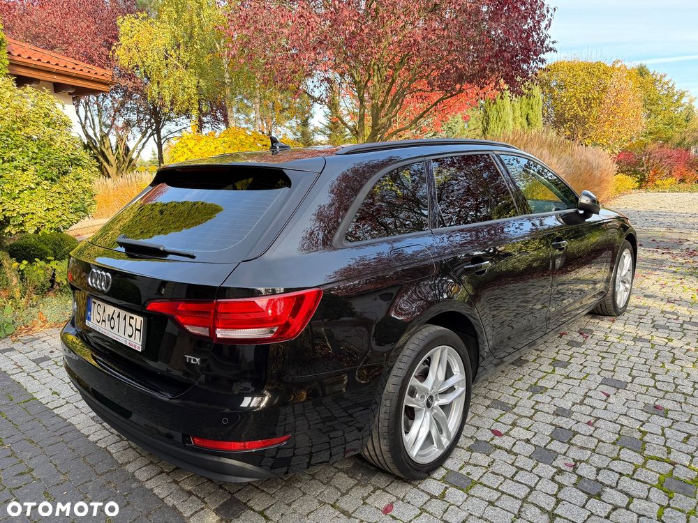 Audi A4 Avant 2.0 TDI ultra design - 19